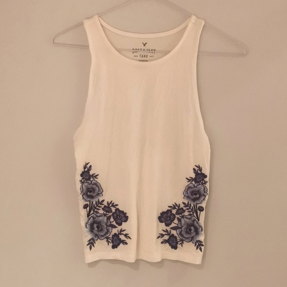 🔥 3 for $30 🔥American Eagle Embroidered Tank Top - Picture 1 of 4